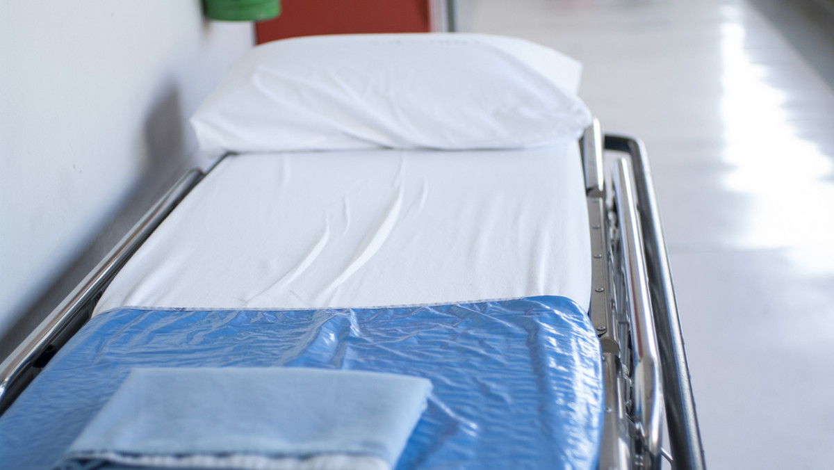 Kilkadziesiąt łóżek mniej niż wcześniej planowano będzie zlikwidowanych w ramach restrukturyzacji w Mazowieckim Szpitalu Specjalistycznym w Radomiu. Mniej osób ma też stracić pracę. Na początku mowa była o likwidacji 250 łóżek i zwolnieniu 80 pracowników.