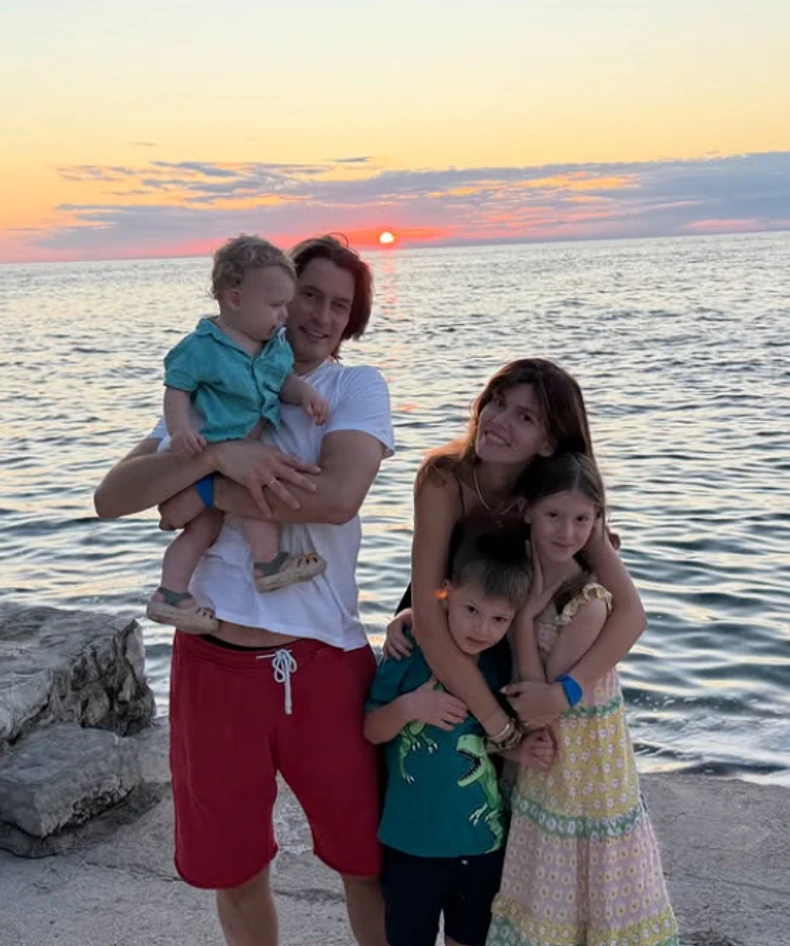 Tamara Dragičević i Petar Benčina sa decom