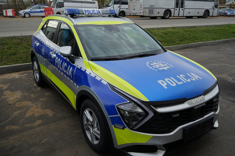 Nowe radiowozy policji. W przetargu wybrano SUV-y KIA