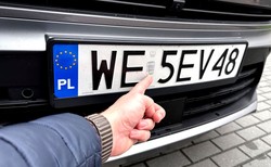 Nowy podatek od samochodów już 1 stycznia. Ile zapłacą kierowcy? Oto zmiany