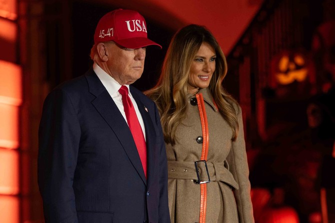 Melanija i Donald Tramp na tradicionalnoj zabavi povodom Noći veštica, u Beloj kući