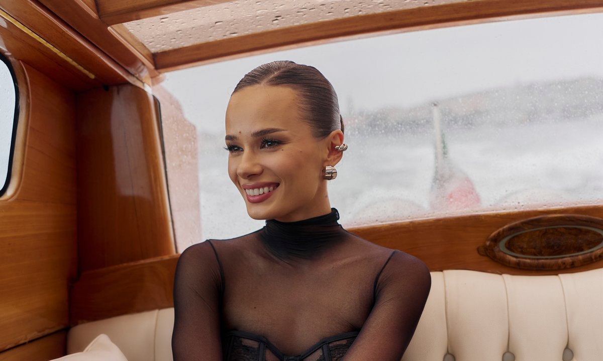 Natalia Szroeder olśniła w Wenecji. Wybrała kreację od Intimissimi