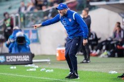 Papszun nie trafi ani do Legii, ani do kadry. Przedłużył kontrakt z Rakowem