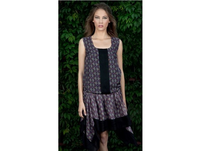 Luz i swoboda: zwiewne sukienki z kolekcji Langner wiosna-lato 2011