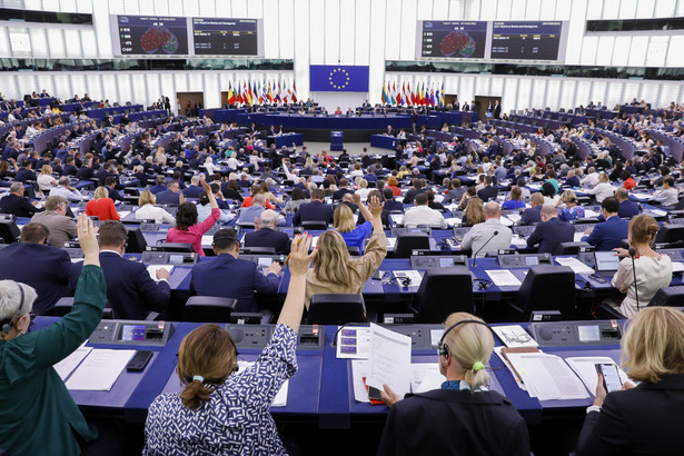 Parlament Europejski podjął decyzję w sprawie taksonomii