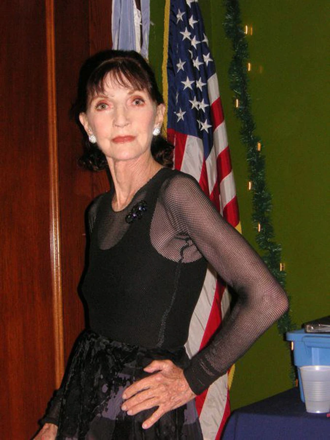 Entuzijasta Filis Sjuz