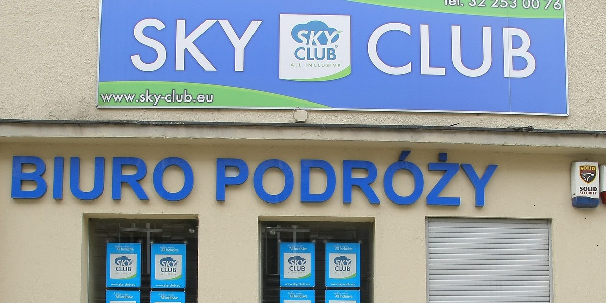 sky club upadek