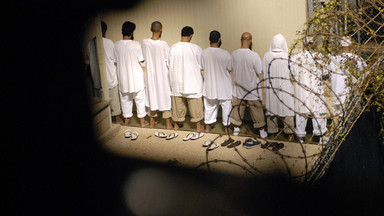 Wewnątrz jednego z najcięższych więzień świata. Życie za kratami Guantanamo