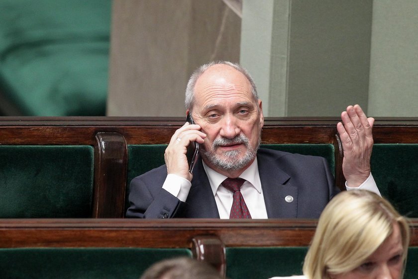 Macierewicz tworzy nową ORMO?!