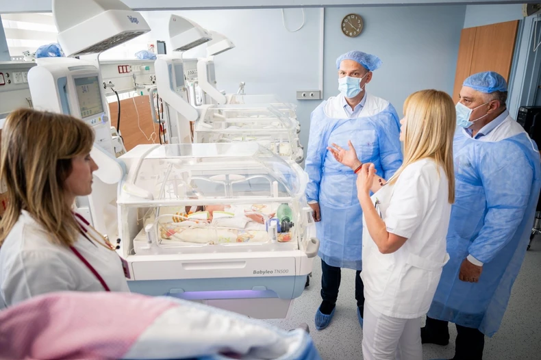 Obilazak neonatologije