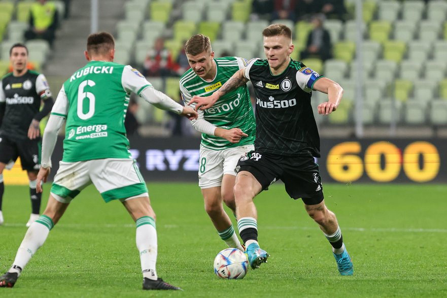 Do 117. minuty dogrywki Lechia Gdańsk była w ćwierćfinale Pucharu Polski, ale legioniści zdołali doprowadzić do remisu, a następnie wygrali w serii jedenastek. 