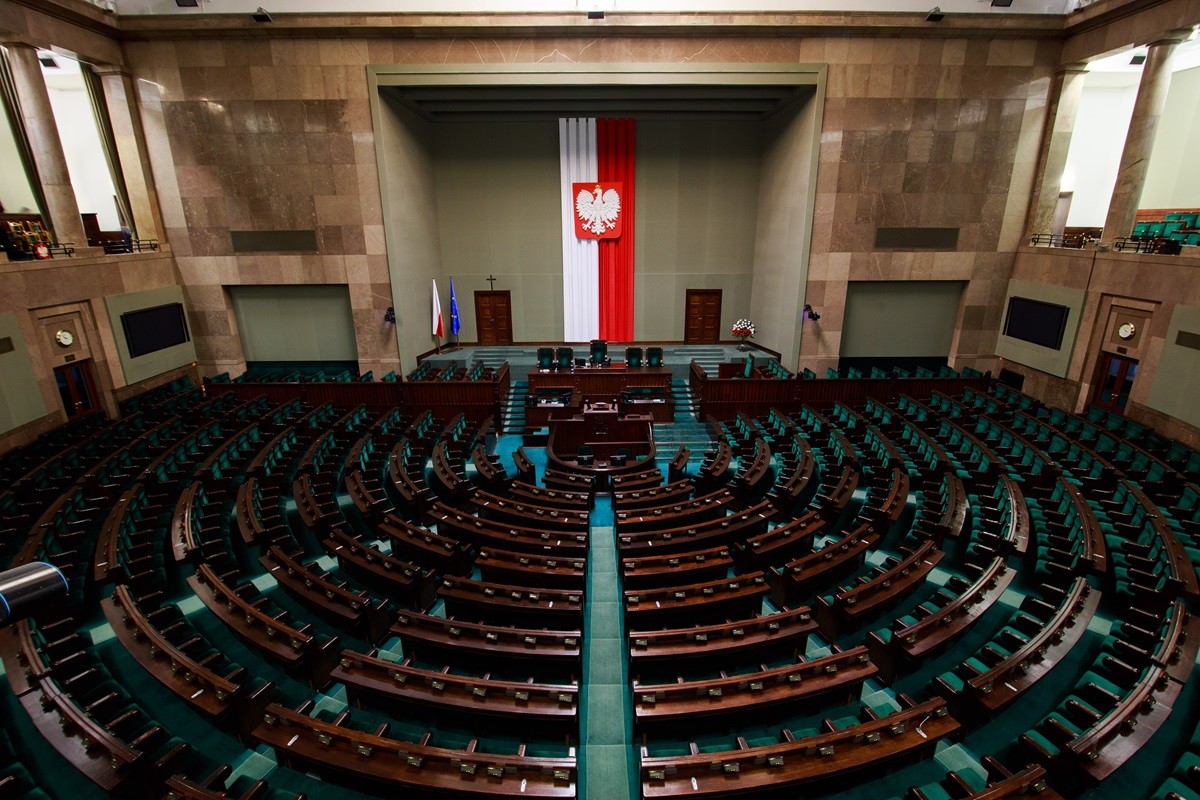 Wotum zaufania dla rządu. Jaka większość jest potrzebna?