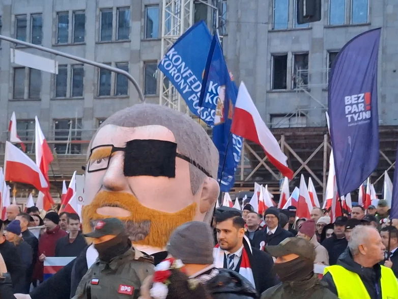 gnsk9kpTURBXy9lM2ExZDUwOTc3MTVlMWNhNzczZ