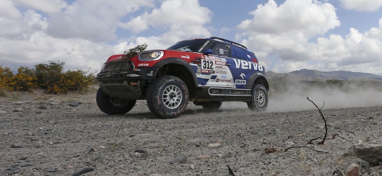 Rajd Dakar: Awans Przygońskiego na piąte miejsce. Sainz utrzymał prowadzenie