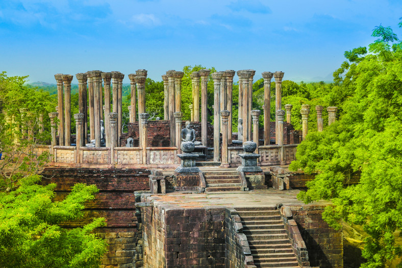 Ruiny pałacu w Polonnaruwa, Sri Lanka