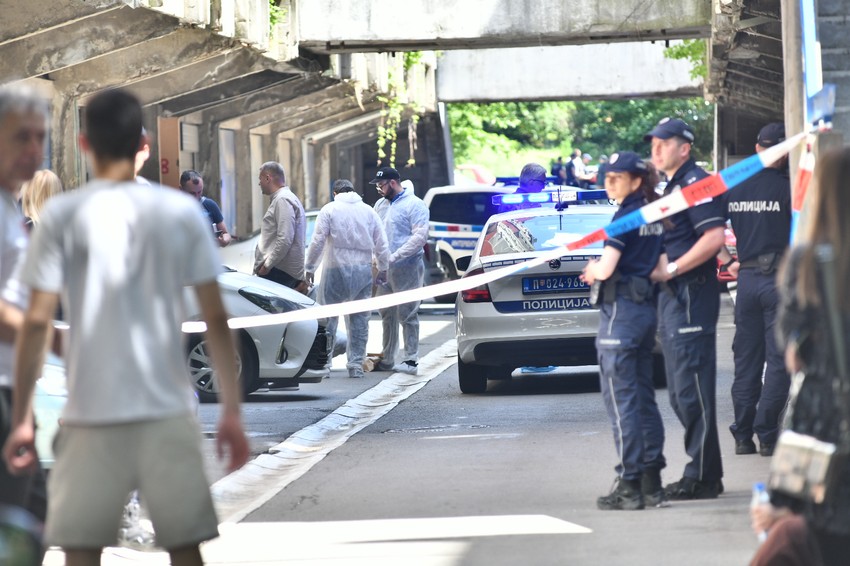 Veliki broj policajaca nakon ubistva Perenčevića okupirao je Banjicu