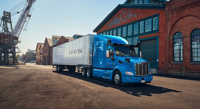 Waymo Via truck.