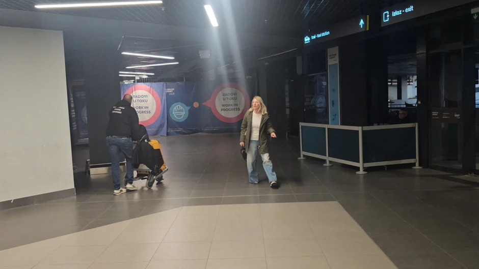 Ana Stanić prvi put sa novim dečkom