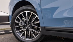 Nowy Leapmotor wjeżdża do Polski. To rodzinny SUV za 79 900 zł