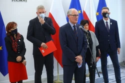 Grupa parlamentarzystów odchodzi z Lewicy. Tworzą nowe koło