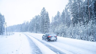 imigw alarmuje: zamiecie i zawieje śnieżne prawie w całej polsce