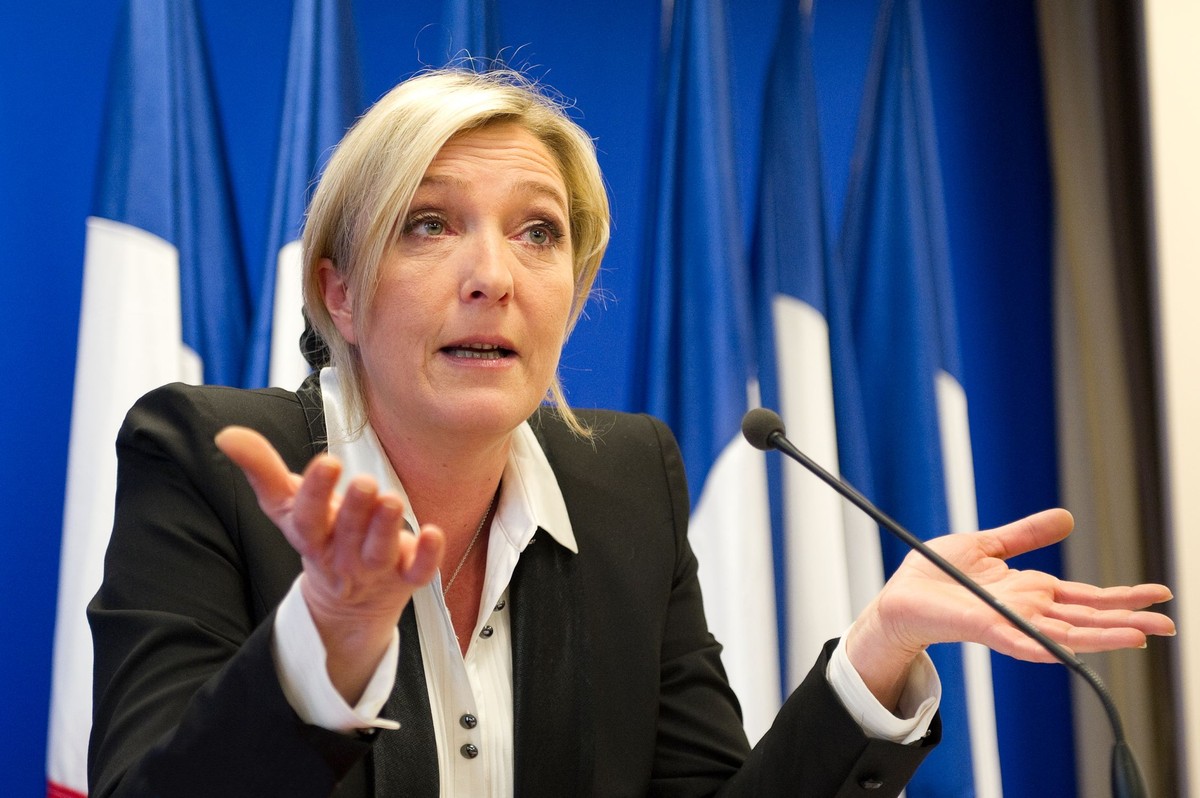 "Rzeczpospolita": Le Pen chce sojuszu z Kaczyńskim, by "zdemontować Unię". Jest odpowiedź rzeczniczki PiS