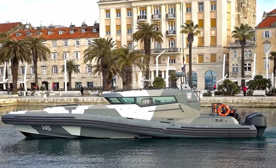 Vojni brod Olimp M-46 koji je želeo da kupi Džefri Epstajn