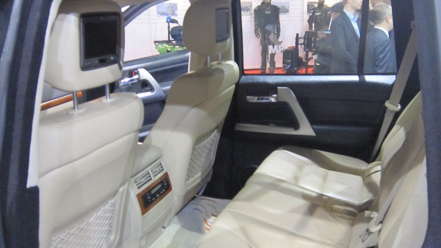 Samochód BOR - toyota land cruiser