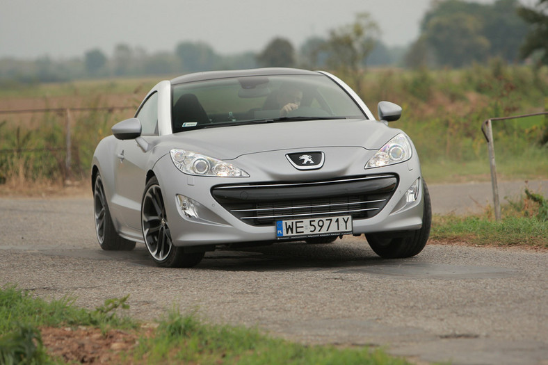 Test Peugeota RCZ 1.6 THP: asfalt czyli pierwszy stopień uzależnienia