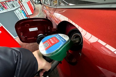 Trzęsienie ziemi na stacjach paliw. Tyle zapłacisz za benzynę 95 od 6 grudnia