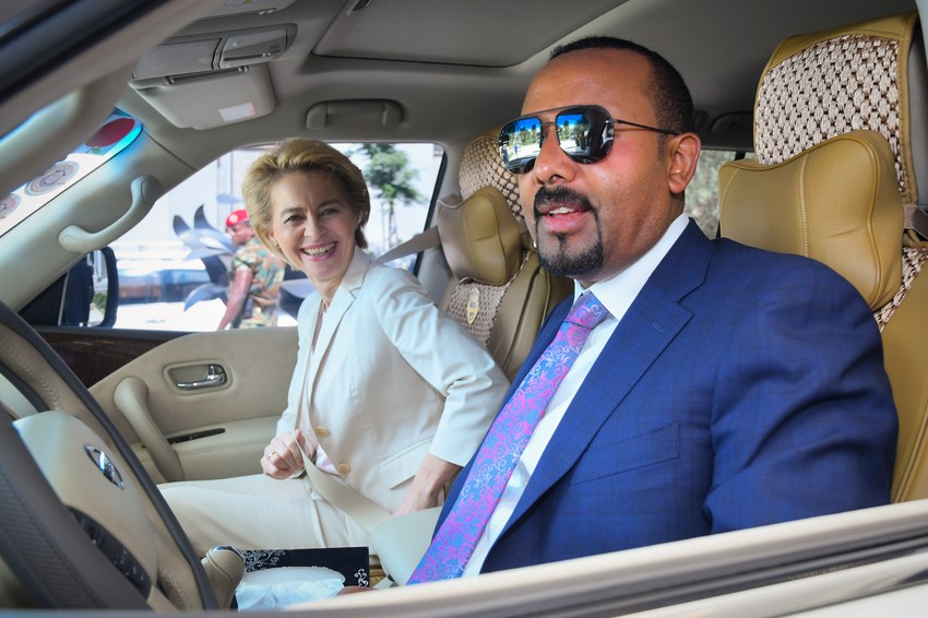 Predsednica EK Ursula fon der Lajen sa Abijom Ahmedom u Adis Abebi 2019.