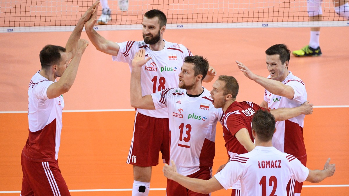 W środę w ośrodku przygotowań olimpijskich COS w Spale rozpoczęło się zgrupowanie reprezentacji Polski przed turniejem Final Six Ligi Światowej w Krakowie (13-17 lipca). Na początek z 14-osobowego składu zajęcia mieli tylko Fabian Drzyzga i Mateusz Mika, którzy nie uczestniczyli w ostatnich meczach reprezentacji.