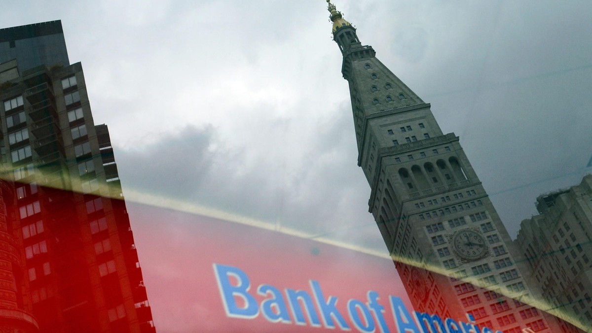 To rekordowa ugoda zawarta między amerykańskim rządem, a pojedynczym przedsiębiorstwem. Bank of America zgodził się zapłacić 17 miliardów dolarów za swoje nieetyczne działania przed wybuchem kryzysu w 2008 roku.