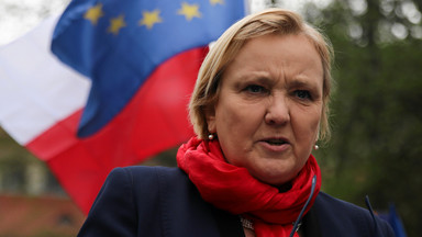Grupa europosłów stawia ultimatum Komisji Europejskiej w sprawie Polski i Węgier