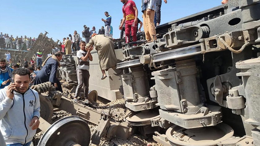 Egipt. Zderzenie pociągów. 32 osoby nie żyją. Wielu rannych