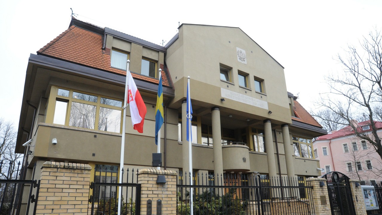 Rosja zamyka konsulat Polski w Królewcu. 