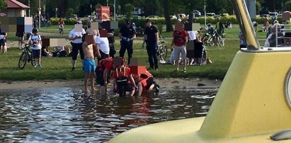 Skoczył na główkę z molo w Nieporęcie. Popełnił wielki błąd!