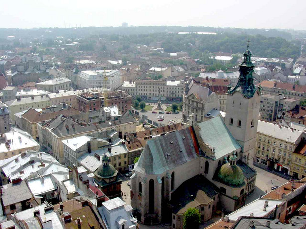 Lwów - panorama, widok na Katedrę Łacińską, Ukraina