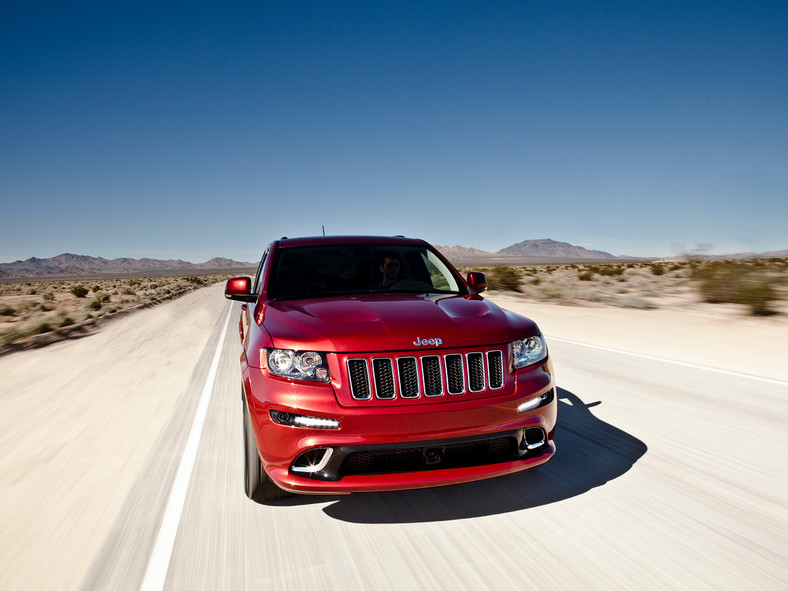 Jeep Grand Cherokee SRT8 – SUV-wyścigowiec