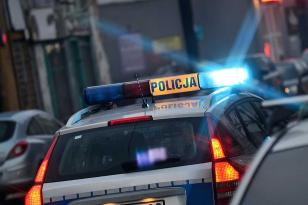 Ten kierowca uciekł policji. Poznajesz? Oto jego wizerunek