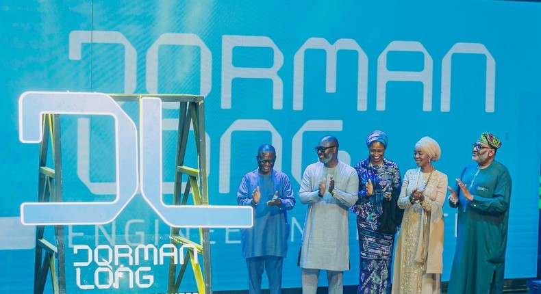 [L-R] Engr. Chris Ijeli, Managing Director/CEO, Dorman Long Engineering; Dr Timi Austen-Peters, Chairman, DormanLong Engineering; Mrs Aisha Rimi, Executive Secretary/CEO, Nigerian Investment Promotion Council (NIPC); MrsToyin Saraki, Founder-President of Wellbeing Foundation Africa (WBFA); and H.E Uba Maigari Ahmadu, Minister ofState for Steel Development unveiling Dorman Long Engineering’s new brand identity during its 75thAnniversary reception.