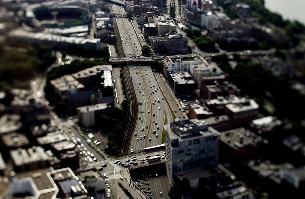 Boston (USA). Korek na autostradzie w Bostonie - jednym z nabardziej przyjaznych miast dla biznesu w USA.