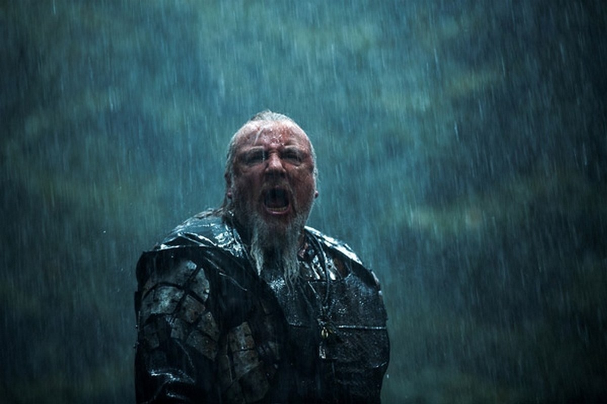 Ray Winstone