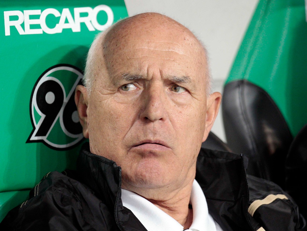T-Mobile Ekstraklasa: Wisła zastawia się nad zatrudnieniem Lenczyka