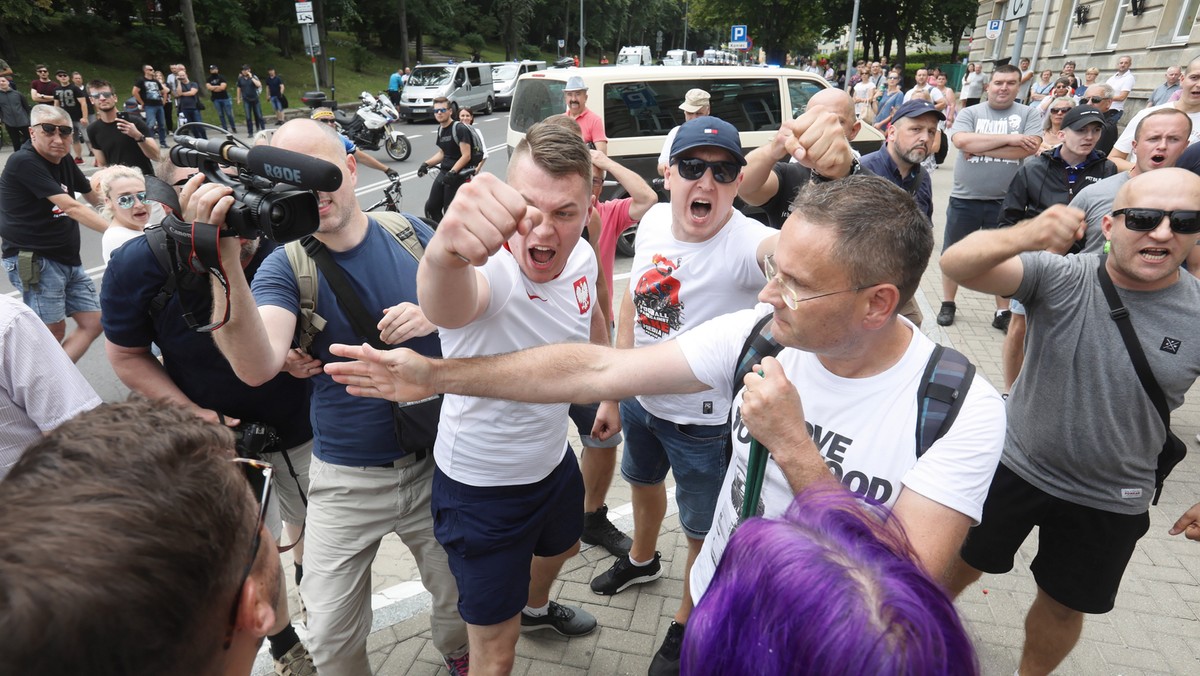 Białystok: Marsz Równości. Pedagog Rafał K. zwolniony z pracy za obrazę manifestantów