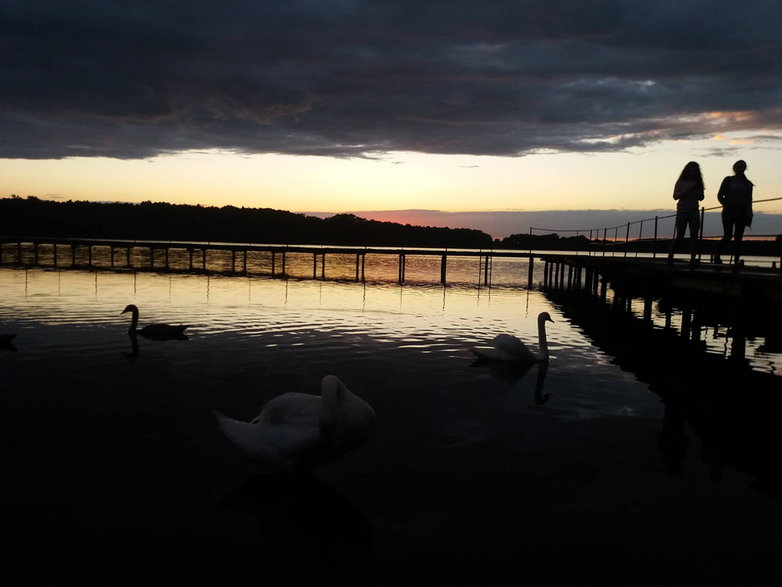 Zachód słońca nad jeziorem Orchowym