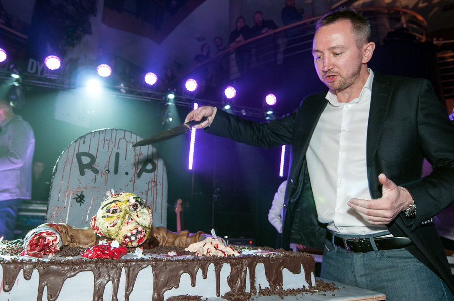 Paweł Marchewka podczas imprezy zorganizowanej z okazji  zajęcia przez grę Dying Light pierwszego miejsca na liście bestsellerów w USA i Europie oraz rekord sprzedaży w segmencie Horror Survival