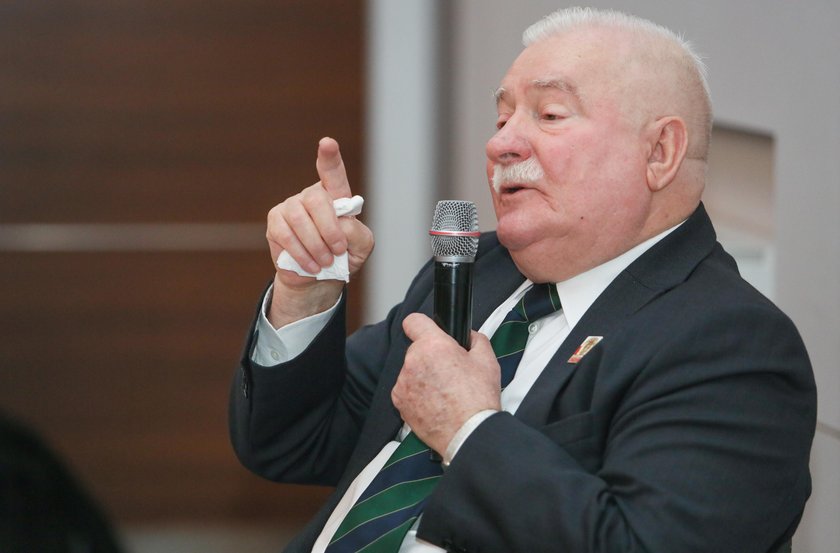 Instytut Lecha Wałęsy ma pół miliona długu. Konto fundacji świeci pustkami