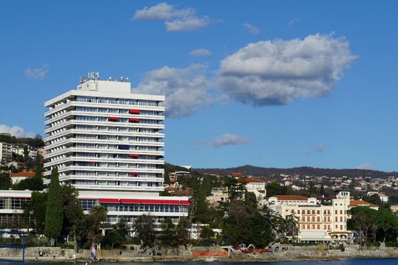 Hotel koji je bio simbol jugoslovenskog turizma i dalje izaziva čuđenje: Evo kako danas  izgleda
