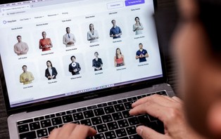 Deepfake. Niektórzy odbierają to zjawisko… pozytywnie